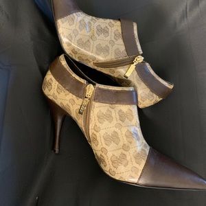 Guess ladies ankle boots